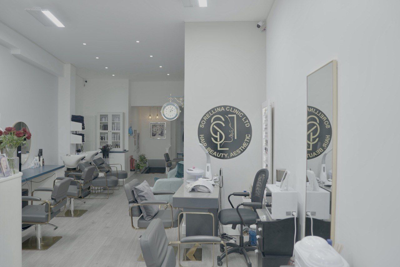 Sorellina Clinic styling stations and reception